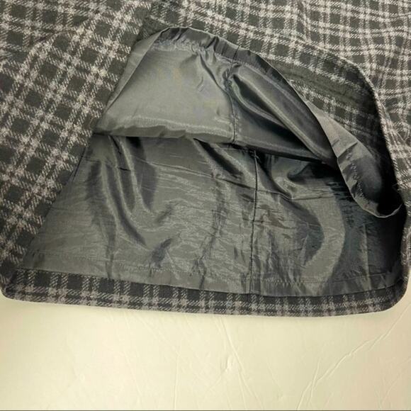 Eddie Bauer Black Gray Wool Blend Dark Academia Plaid Skirt NWOT Size 6P - Picture 5 of 9
